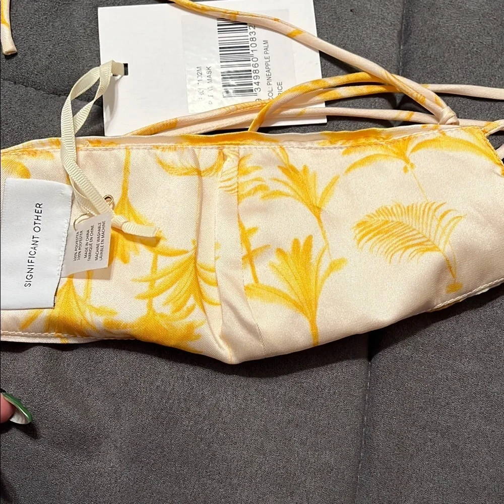 Significant‎ Other Silky Yellow Tie-Dye Pleated Face Mask